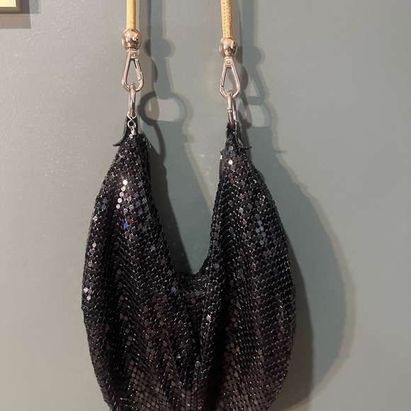 La Regale Handbags - La Regale Vintage Shimmering Black Evening Bag